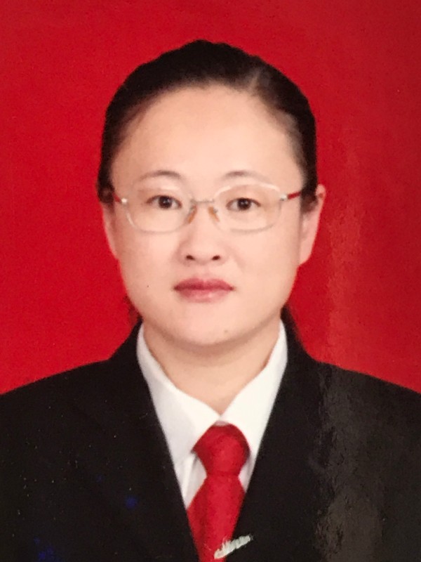 10李巧.jpg 10李巧.jpg